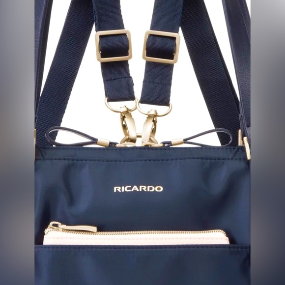 Ricardo Beverly Hills Indio Tote Travel Over Carry On Luggage Bag Navy AUTHENTIC - Picture 5 of 11